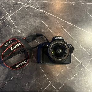 Canon EOS Rebel T6 DSLR